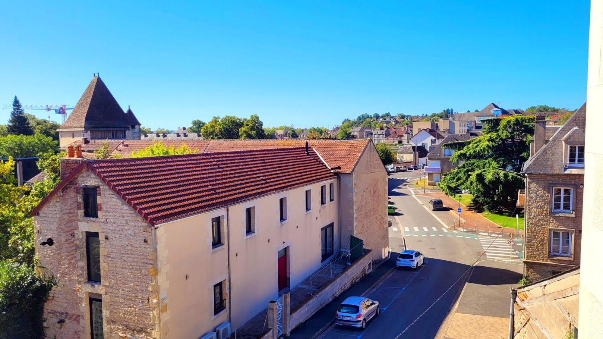 "Au Centre De Nevers" Hyper Centre Ville De Nevers, Proche Gare, Spacieux & Calme エクステリア 写真